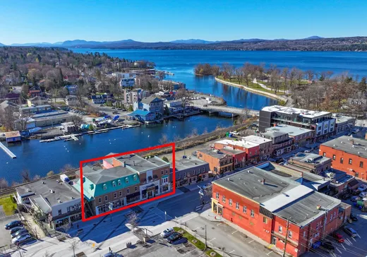 Propriété commerciale à vendre - 388 Rue Principale O. (388-406), Magog, J1X 2A9