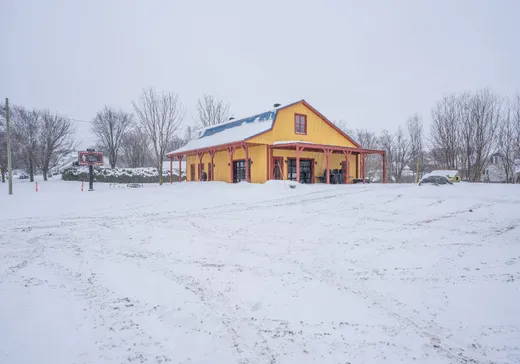 Propriété commerciale à vendre - 209 Route St-Elzéar, Sainte-Marie, G6E2Y3