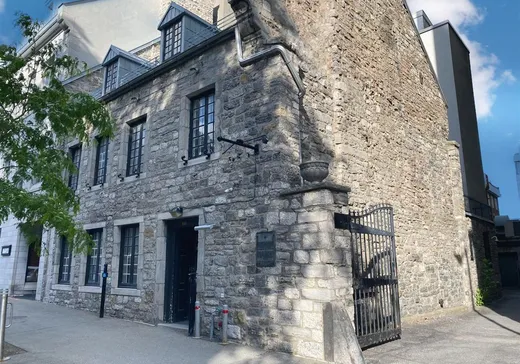 Propriété commerciale à vendre - 160 Rue Notre-Dame E., Montréal (Vieux-Montréal), H2Y 3R4