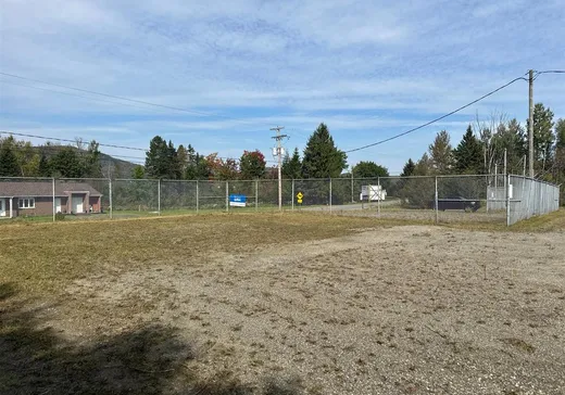 Propriété commerciale à vendre - 930 Route 147 S., Dixville, J0B 1P0
