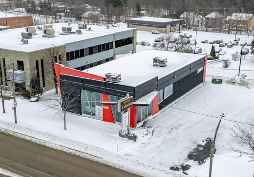 Propriété commerciale à vendre - 3030 Rue King O., Sherbrooke, J1L1Y7