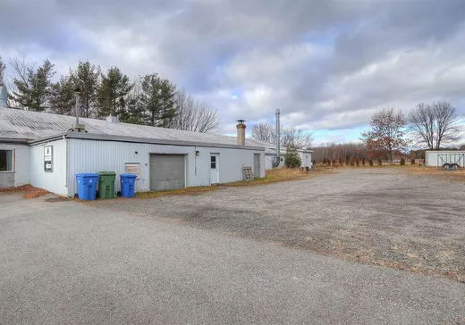 Propriété commerciale à vendre - 12482-12488 Rue Notre-Dame O., Trois-Rivières, G9A 4J4
