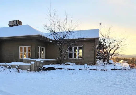 Propriété commerciale à vendre - 710 Ch. Lakeside, Lac-Brome, J0E1R0