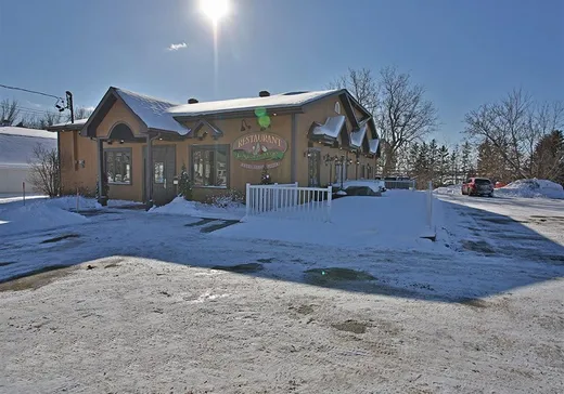 Propriété commerciale à vendre - 6645 Route Louis-S.-St-Laurent, Coaticook, J0B1L0