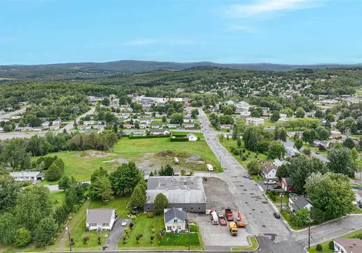 Commercial Property for Sale - 353 Boul. Morin, Val des Sources, J1T 3C3