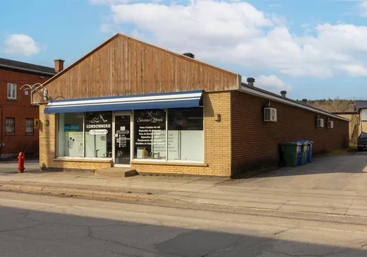 Propriété commerciale à vendre - 359 Rue Principale N., Pointe-Claire (Île de Montréal), J0B 2H0