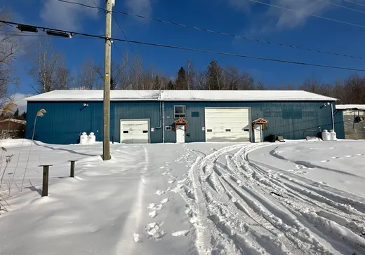 Propriété commerciale à vendre - 45 Route 255, Wotton, J0A1N0