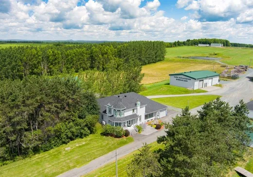 Farm for sale - 845 -849 12e Rang, Windsor, J1S 0H1
