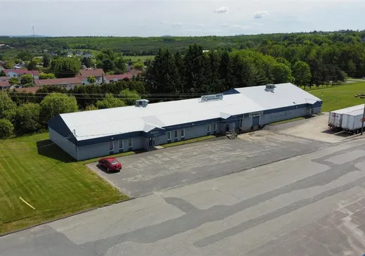 Propriété commerciale à vendre - 430 Rue des Bâtisseurs, Danville, J1T4V8