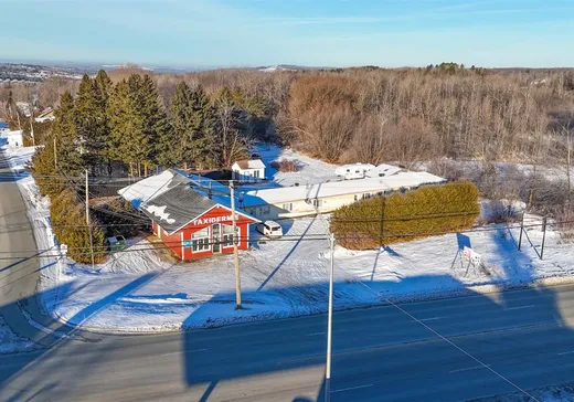 Propriété commerciale à vendre - 3331-3333 Rue King E., Sherbrooke, J1E3Y8