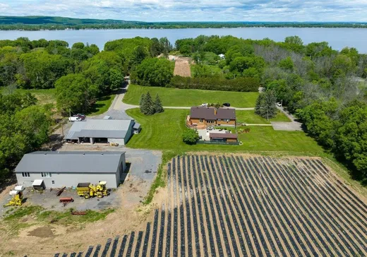 Ferme à vendre - 1600 Ch. du Bord-du-Lac, Montréal (Île-Bizard), H9E 1K3