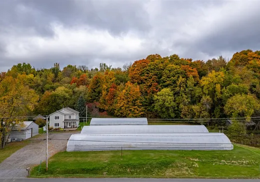 Farm for Sale - 1333 Boul. De Lanaudière, Sainte-Anne-de-la-Pérade, G0X 2J0