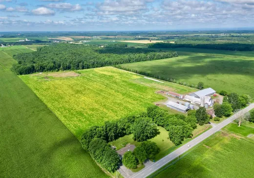 Ferme à vendre - 845 Le Petit-St-Esprit, Ste-Monique, J0G1N0