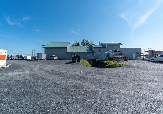 Propriété commerciale à vendre - 9900Z Boul. Bourque, Sherbrooke, J1N 0G2