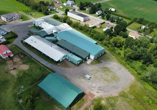 Propriété commerciale à vendre - 2005-2015 Rue Bécancour, Lyster, G0S 1V0