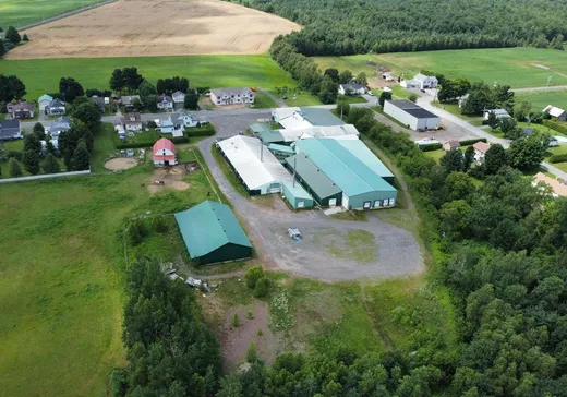 Propriété commerciale à vendre - 2005-2015 Rue Bécancour, Lyster, G0S 1V0
