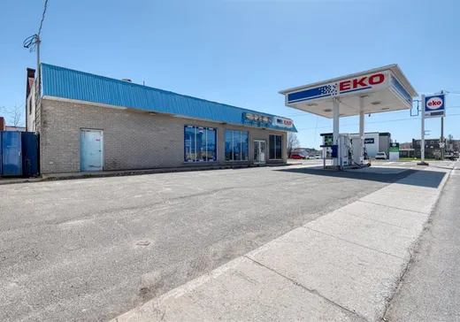 Propriété commerciale à vendre - 244 Rue Notre-Dame, Ville de Québec, J0H1E0