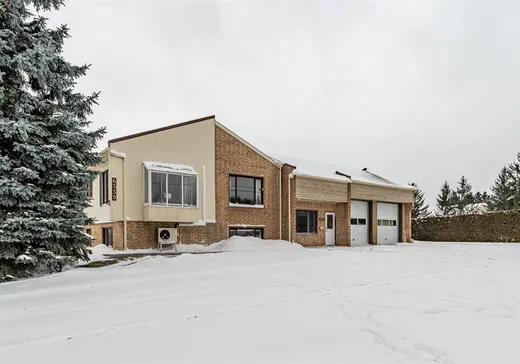 Propriété commerciale à vendre - 6535Z-6539Z Route Louis-S.-St-Laurent, Coaticook, J0B1L0