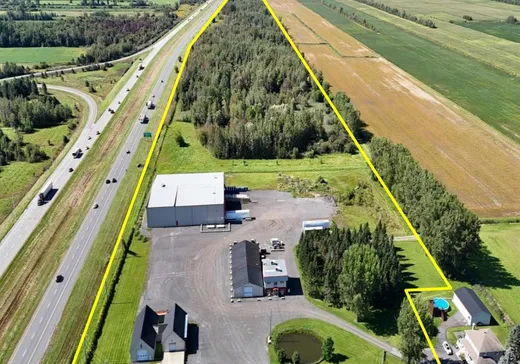 Propriété commerciale à vendre - 441 Rg de l'Église, St-Germain-De-Grantham, J0C1J0