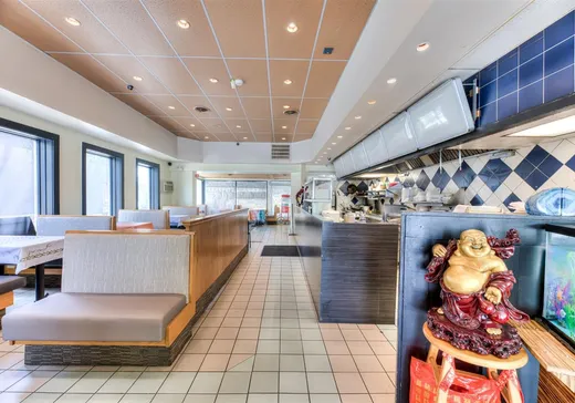 Propriété commerciale à vendre - 244 Rue Principale E., Farnham, J2N1L6