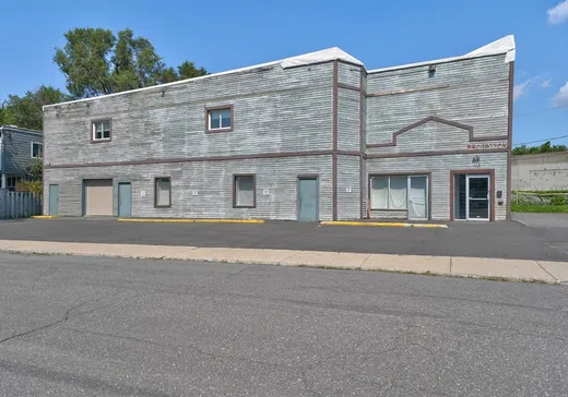 Propriété commerciale à vendre - 395 Rue Verchères, Le Vieux-Longueuil, J4K2Y7