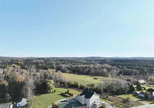 Commercial Property for Sale - 32 Rue de Broughton-Station, St-Pierre-De-Broughton, G0N 1T0