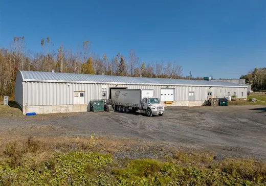 Industrial Building for Sale - 4675 Rue Roberge, Lac-Mégantic, G6B 2Z5