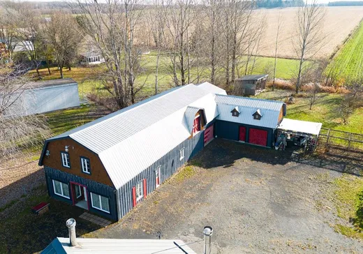 Propriété commerciale à vendre - 133 Route Marie-Victorin, St-Pierre-Les-Becquets, G0X 2Z0