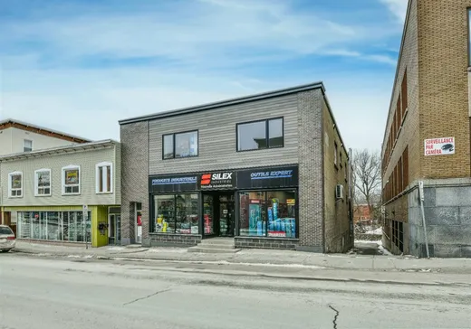 Propriété commerciale à vendre - 400 Rue Alexandre, Les Nations, J1H 4T3