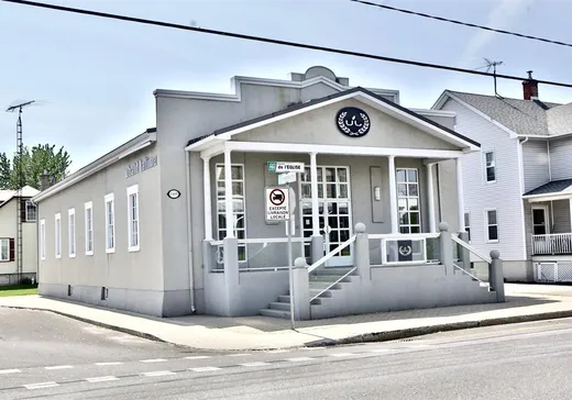 Propriété commerciale à vendre - 13695 Av. de l'Église, Saint-Hyacinthe, J2R2G9