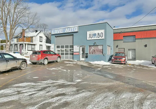 Propriété commerciale à vendre - 2214 Boul. du Curé-Labelle, Saint-Jérôme, J7Y1T5
