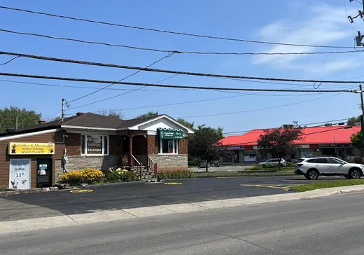 Propriété commerciale à vendre - 795-797 Boul. St-Antoine, Saint-Jérôme, J7Z 3C1