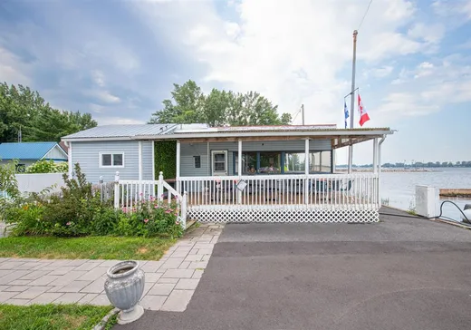 Propriété commerciale à vendre - 4 36e Avenue, Venise en Quebec, J0J2K0