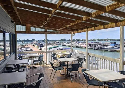 Propriété commerciale à vendre - 4 36e Avenue, Venise en Quebec, J0J 2K0