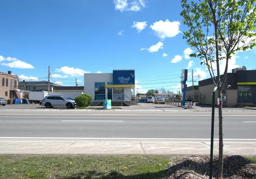 Propriété commerciale à vendre - 423 Boul. des Laurentides, Saint-Jérôme, J7Z4L9
