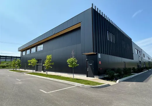 Bâtiment Industriel à vendre - 265 Rue de Singapour, Saint-Augustin-de-Desmaures, G3A 0P8
