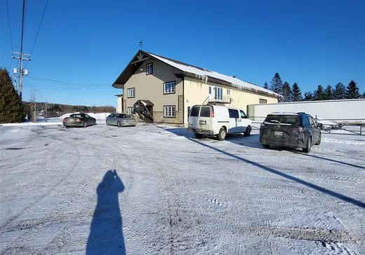 Commercial Property for Sale - 2600 Ch. de la Lièvre N., Mont-Laurier, J9L 3G3