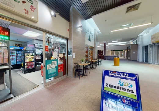 Propriété commerciale à vendre - 8 Boul. des Îles, Port-Cartier, G5B 2J4