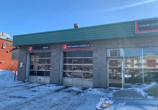 Propriété commerciale à vendre - 145 Boul. de la Concorde E., Laval (Pont-Viau), H7G2C6