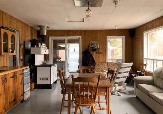 Ferme à vendre - 2260 Ch. du Lac-aux-Sleighs, Trois-Rives, G0X 2C0