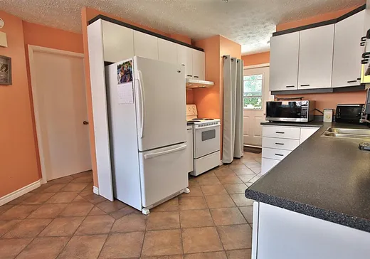 Propriété commerciale à vendre - 10-12 Rue Daniel-Johnson, Danville, J0A 1A0
