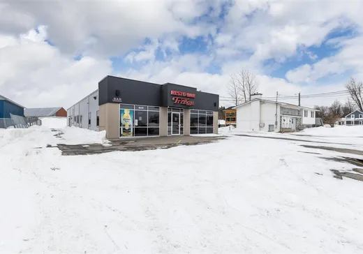 Propriété commerciale à vendre - 2138 Route du Président-Kennedy, St-Lambert-De-Lauzon, G0S 2S0