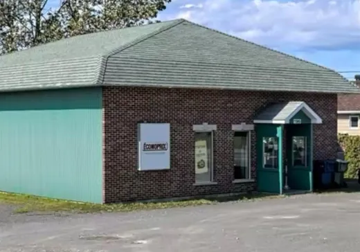 Propriété commerciale à vendre - 196 Route Bellevue O., Les Mechins, G0J1T0