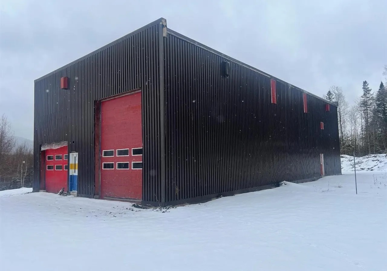 Propriété commerciale à vendre - 194 Ch. du Long-de-la-Rivière, St-Donat-De-Montcalm, J0T 2C0