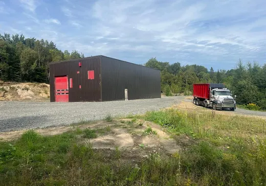 Propriété commerciale à vendre - 194 Ch. du Long-de-la-Rivière, St-Donat-De-Montcalm, J0T 2C0