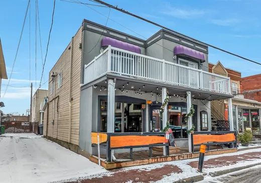 Propriété commerciale à vendre - 100 Rue St-Laurent, Beauharnois, J6N 1V7