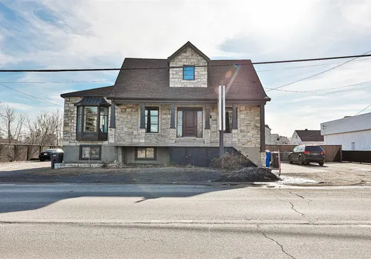 Propriété commerciale à vendre - 6680Z Boul. Laurier, Terrebonne, J7M 1T8