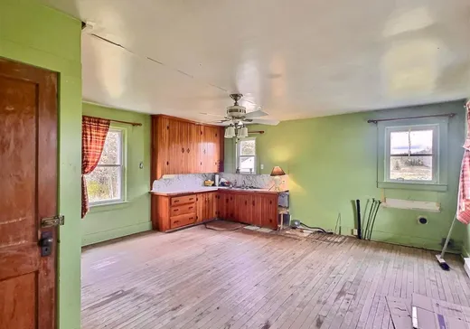 Farm for Sale - 935 12e Rang, Windsor, J1S 0H1