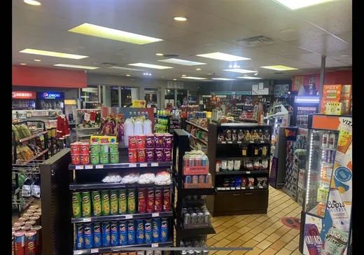 Propriété commerciale à vendre - 126 Rue Principale N., Windsor, J1S 2C9