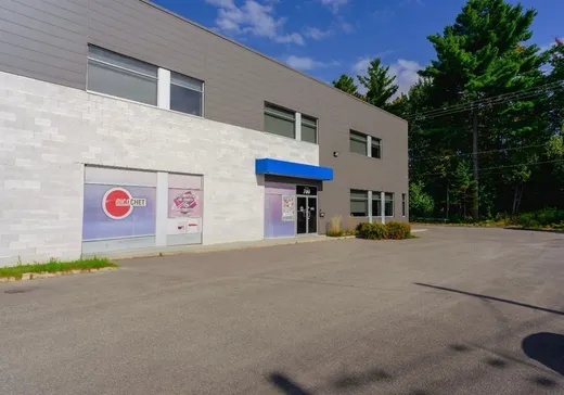 Propriété commerciale à vendre - 104 Rue Émilien-Marcoux, Blainville, J7C0B5